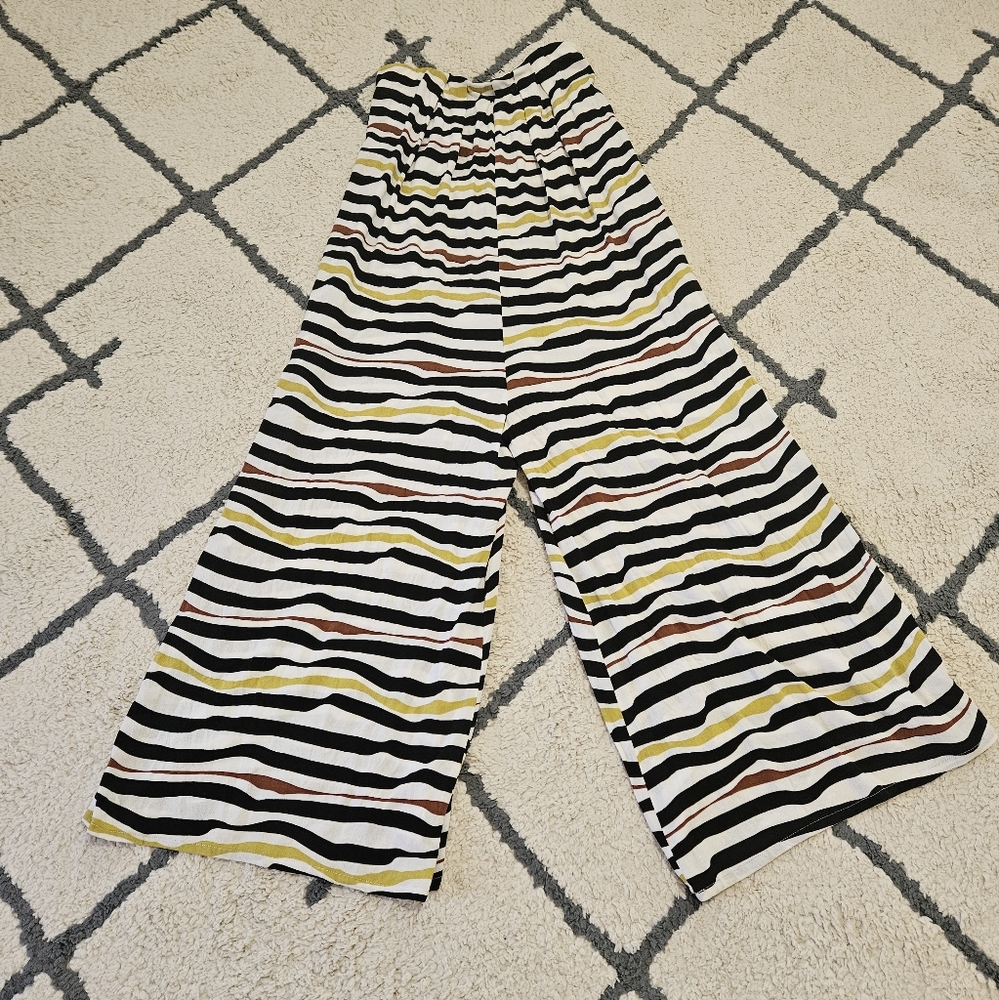 Ava Sky Wide Legged Wave Breaks Striped Pants Size M